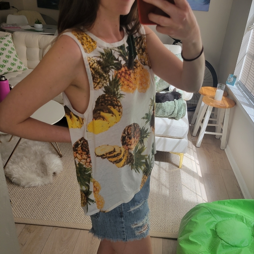 Chaser | Pineapple Tank - Picture 3 of 12